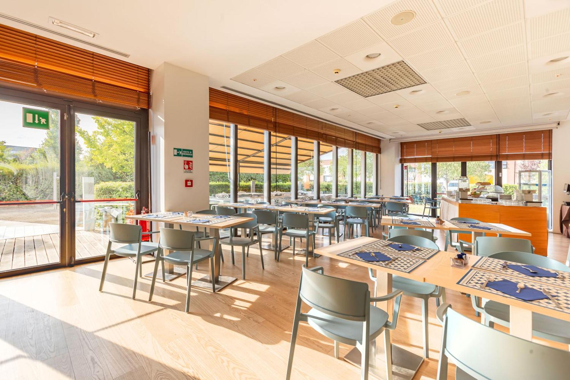 New Ipoint Hotel San Giovanni in Persiceto Kültér fotó