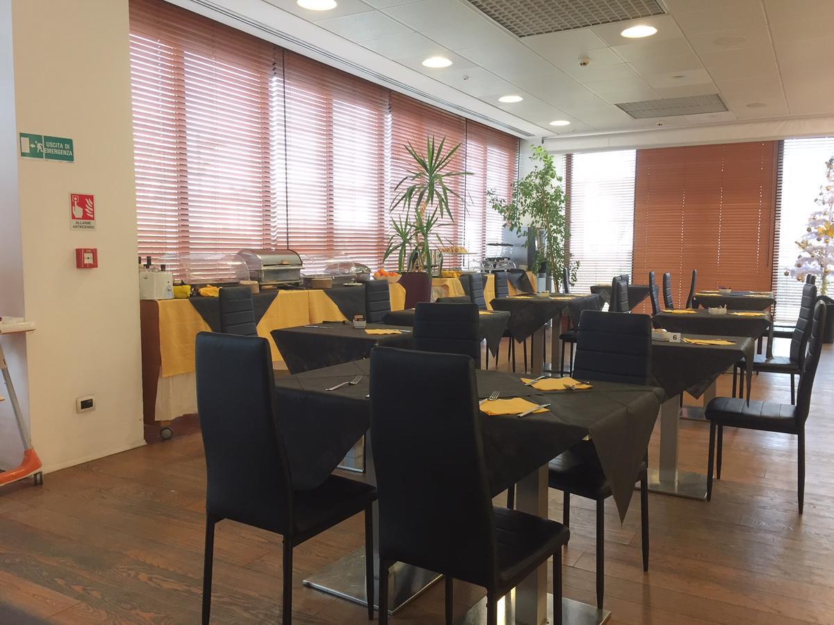 New Ipoint Hotel San Giovanni in Persiceto Kültér fotó